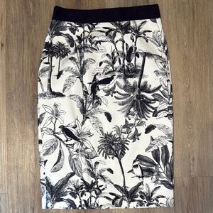Worthington Black and White Tropical Pencil Skirt LIKE NEW